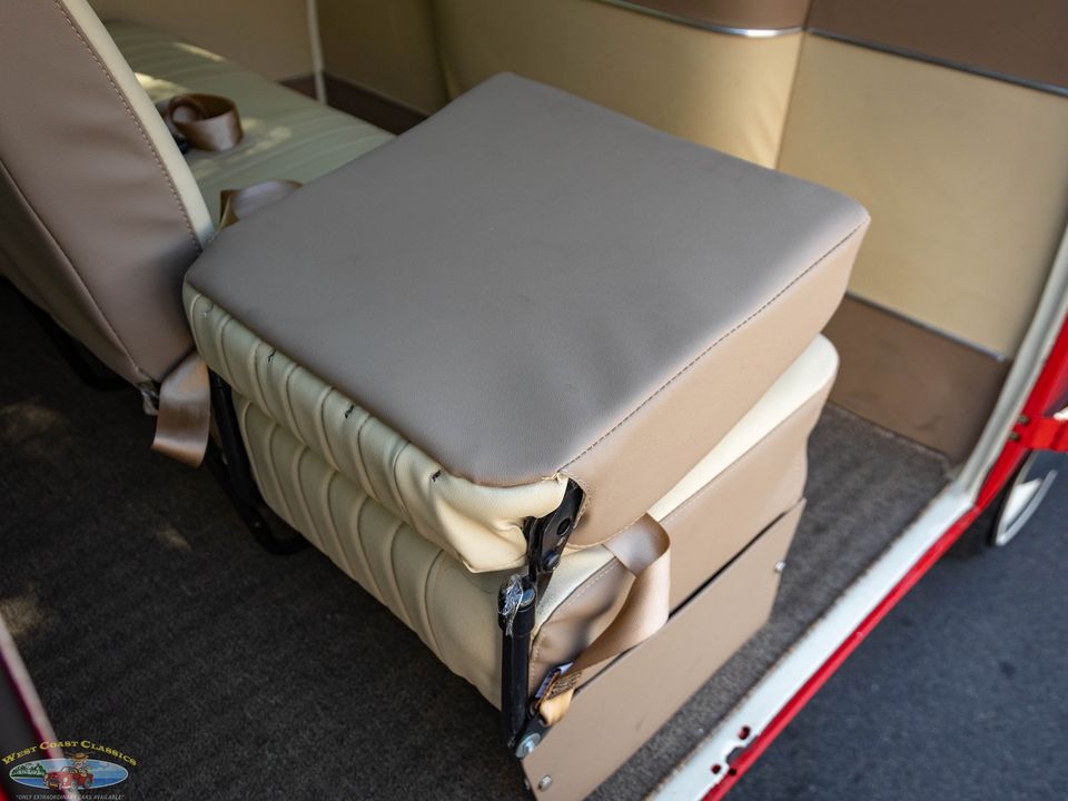 1975 Volkswagen 23 Window Samba