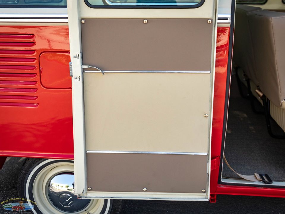 1975 Volkswagen 23 Window Samba