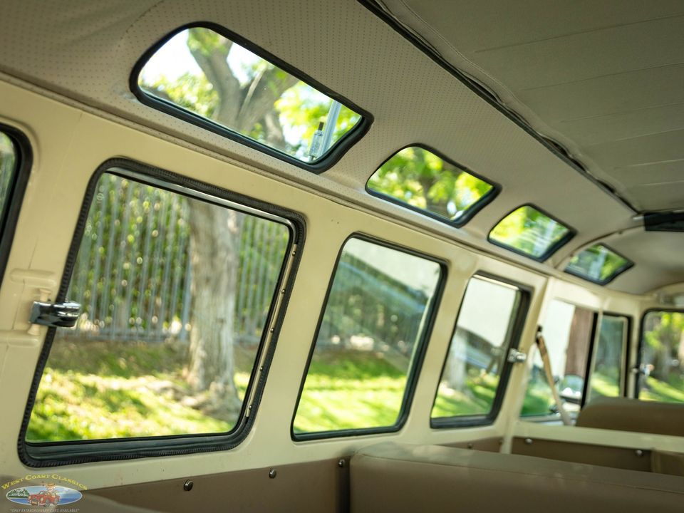 1975 Volkswagen 23 Window Samba