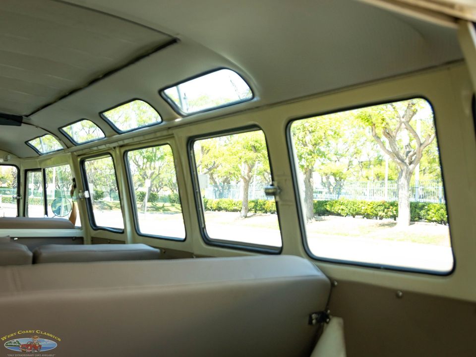 1975 Volkswagen 23 Window Samba