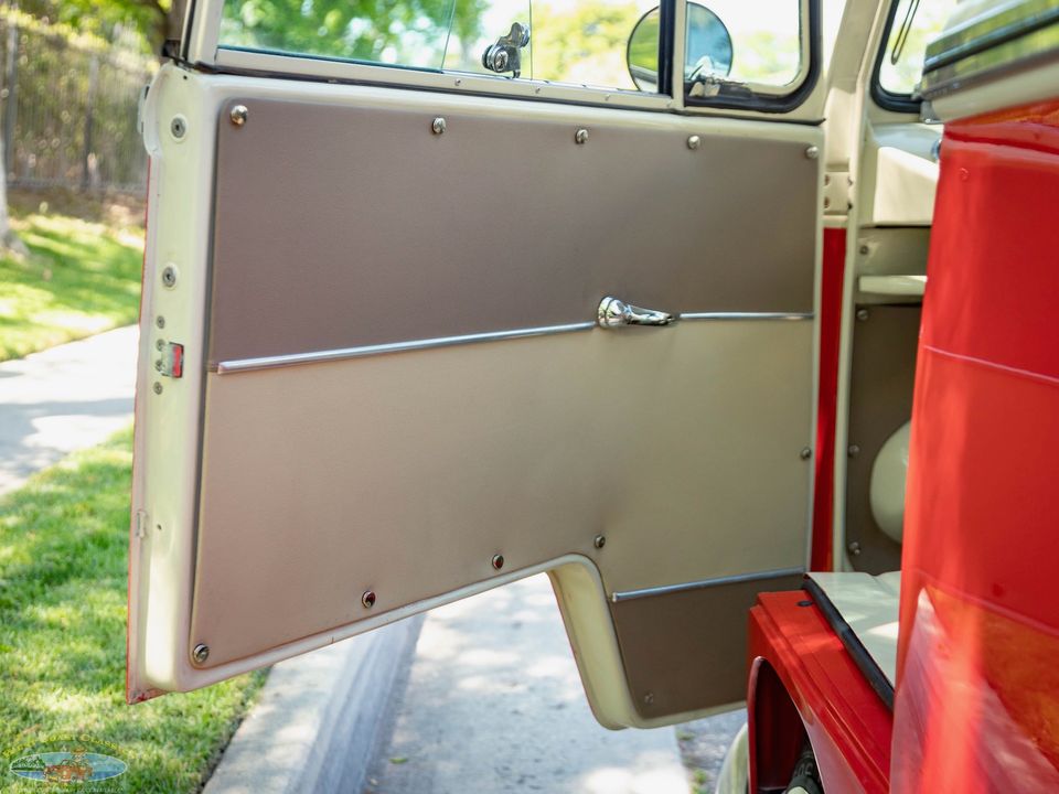 1975 Volkswagen 23 Window Samba