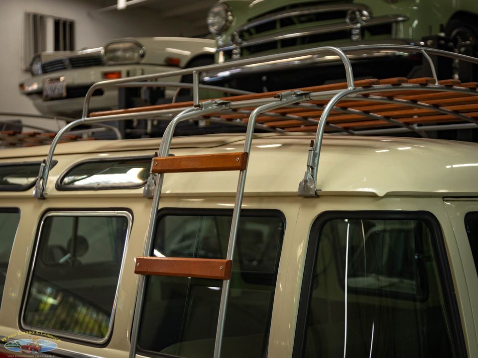 1975 Volkswagen 23 Window Samba
