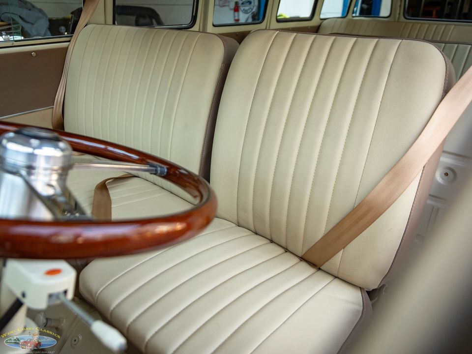 1975 Volkswagen 23 Window Samba