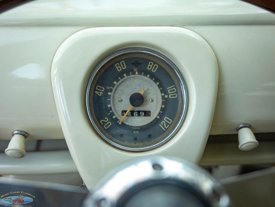 1975 Volkswagen 23 Window Samba
