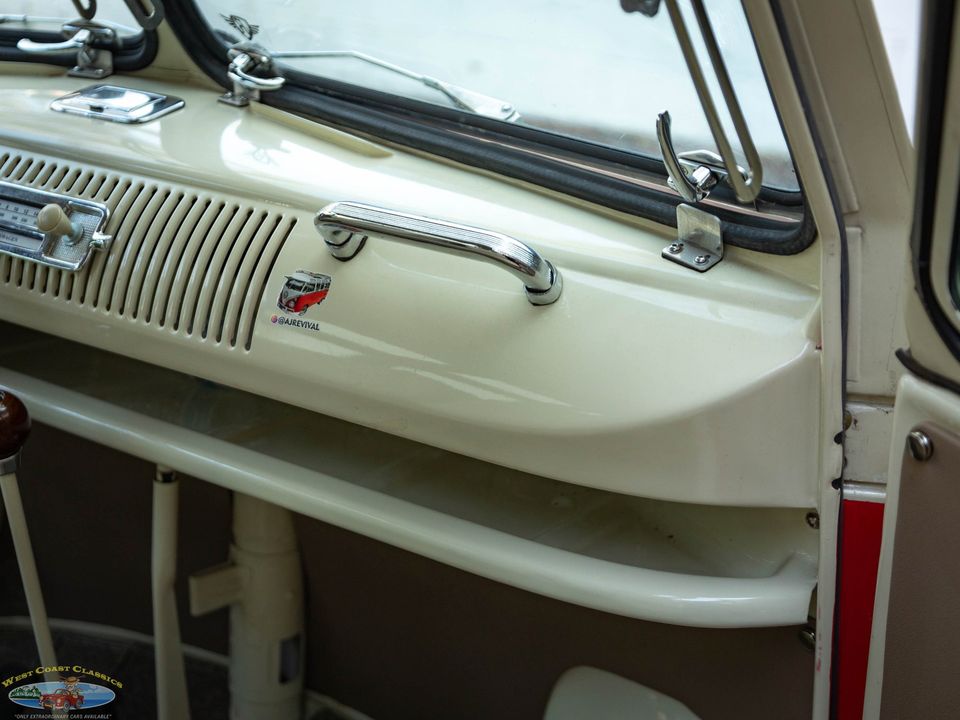 1975 Volkswagen 23 Window Samba