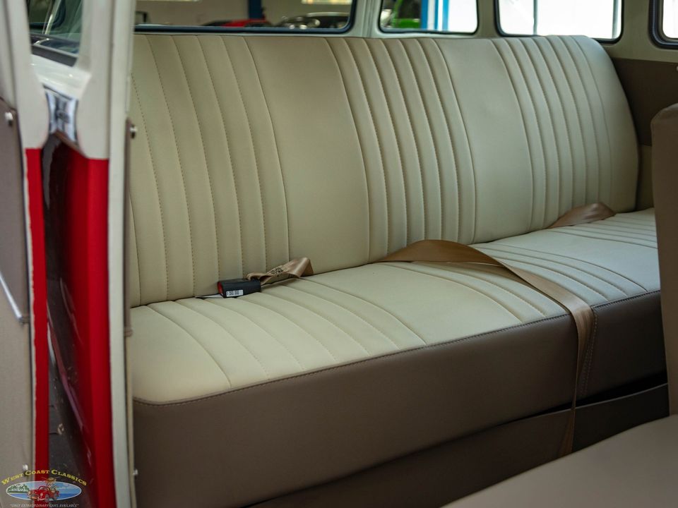 1975 Volkswagen 23 Window Samba