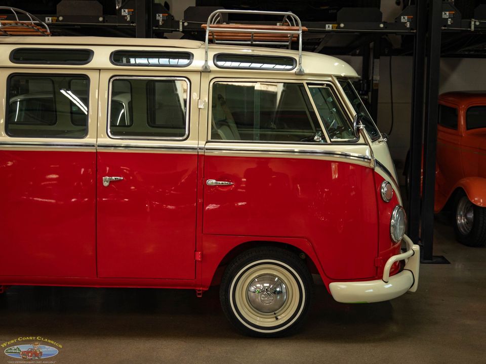 1975 Volkswagen 23 Window Samba
