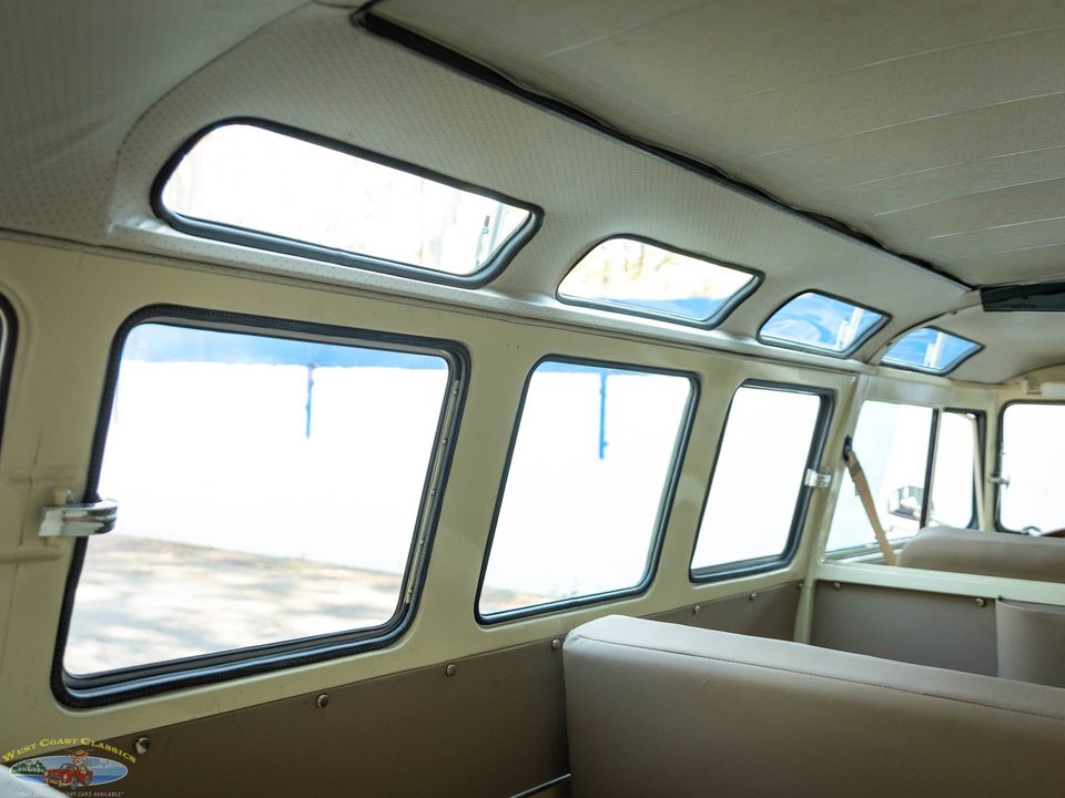 1975 Volkswagen 23 Window Samba