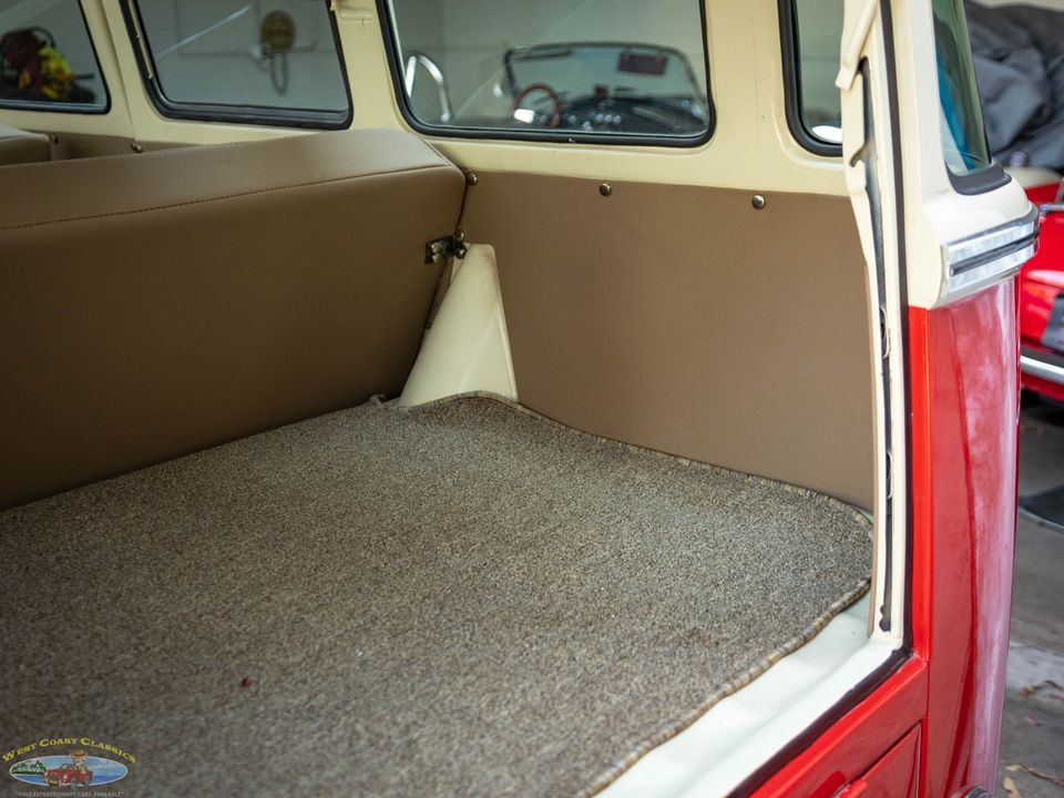 1975 Volkswagen 23 Window Samba