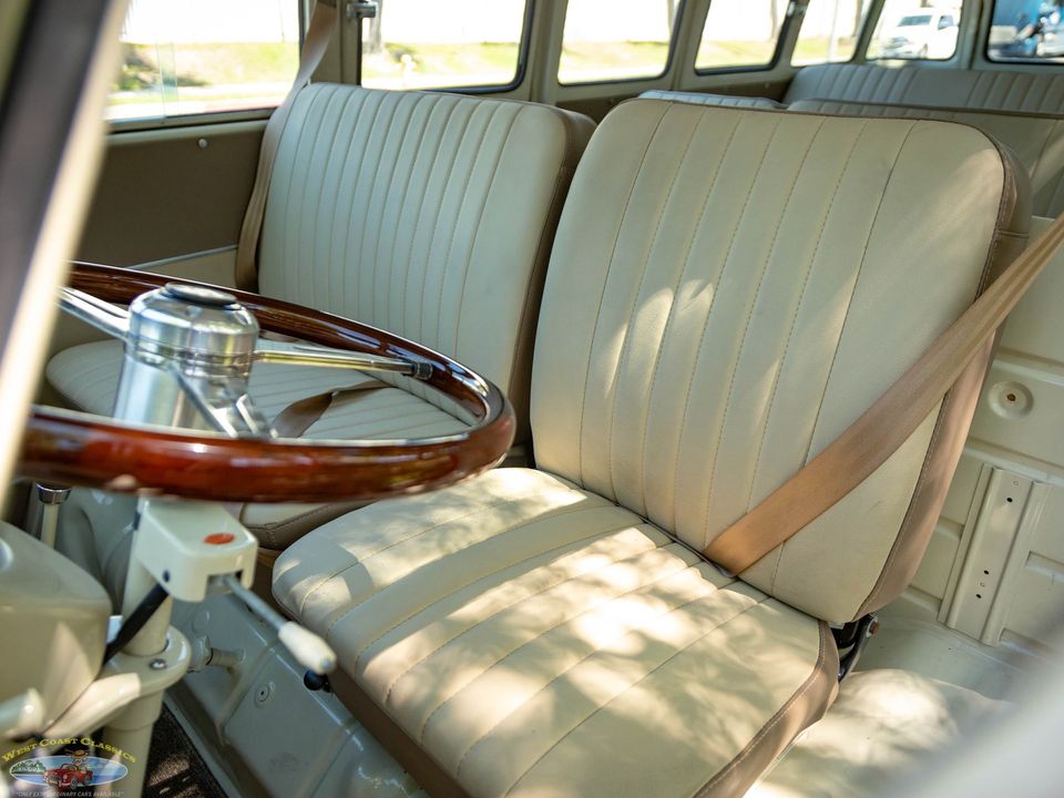 1975 Volkswagen 23 Window Samba