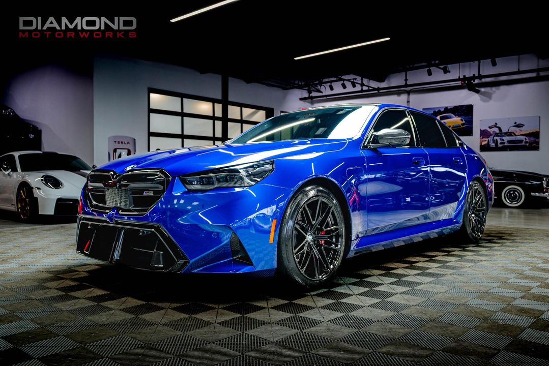2025 BMW M5