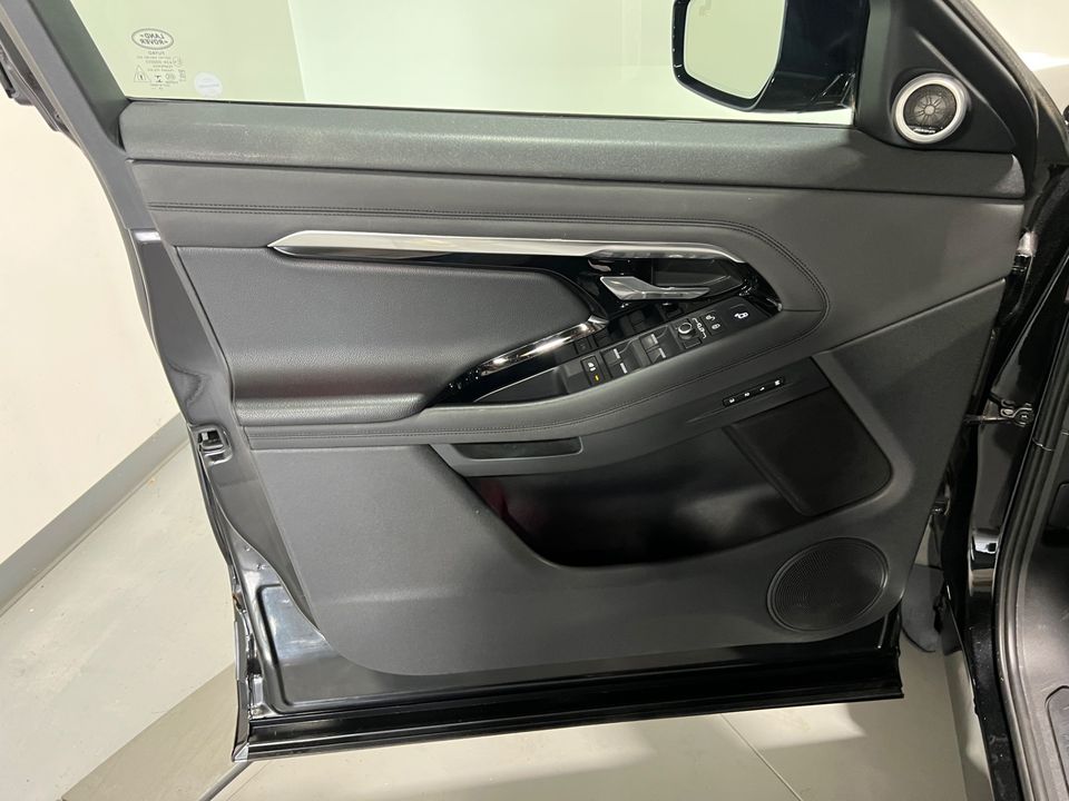 2020 Land Rover Range Rover Evoque SE AWD