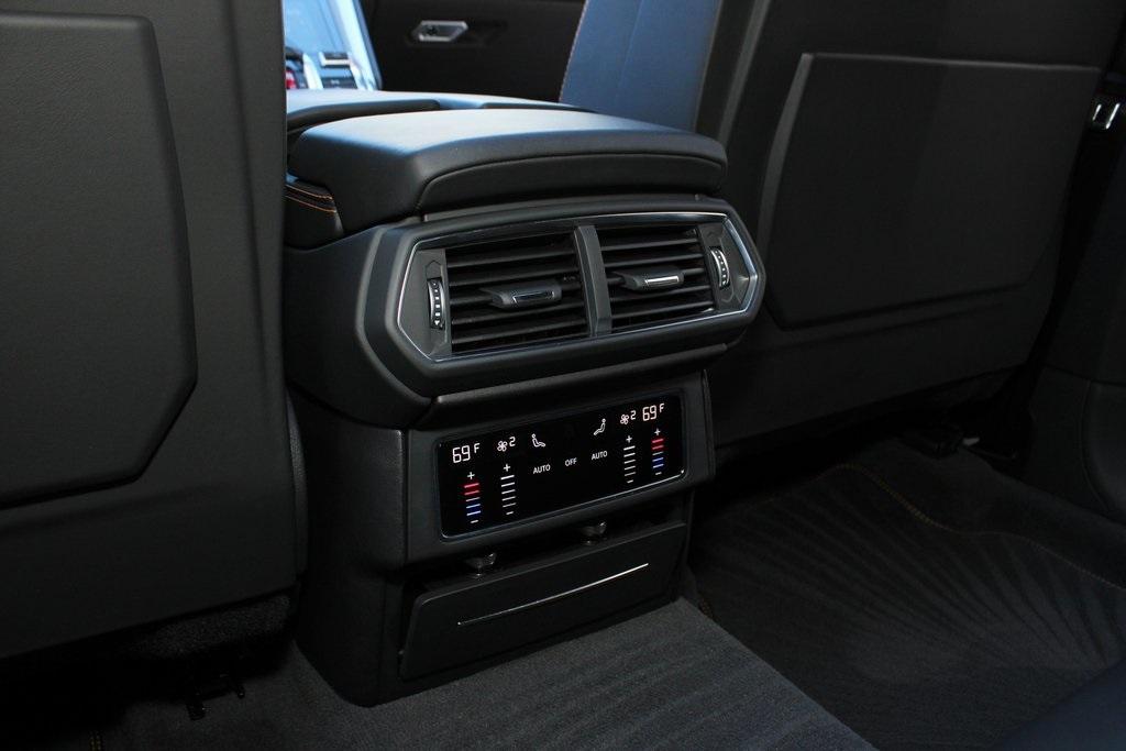 2020 Lamborghini Urus