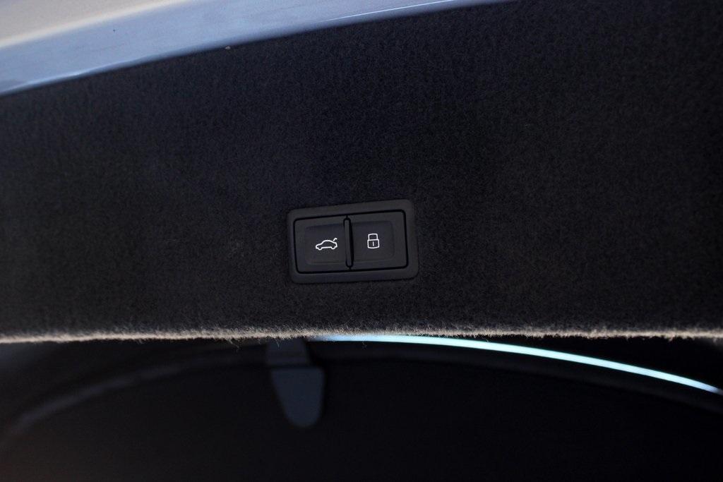 2020 Lamborghini Urus