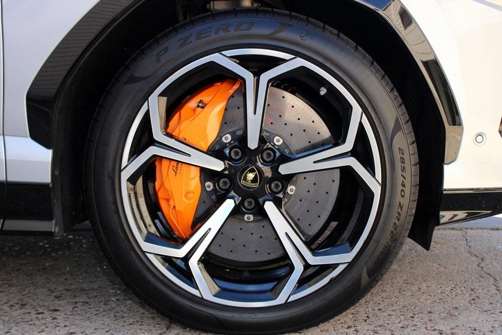 2020 Lamborghini Urus