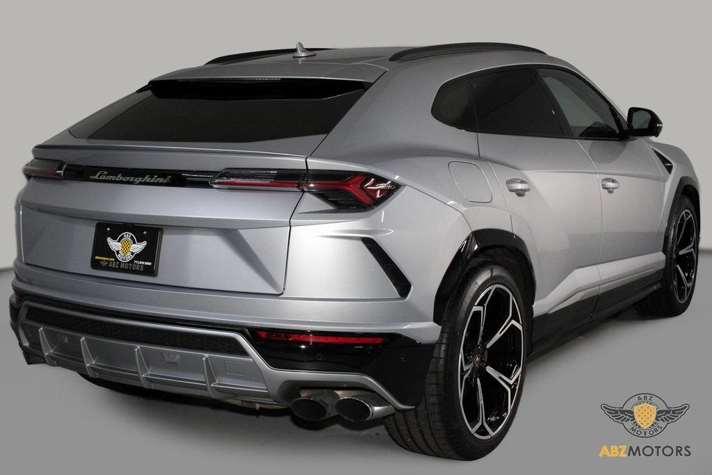 2020 Lamborghini Urus