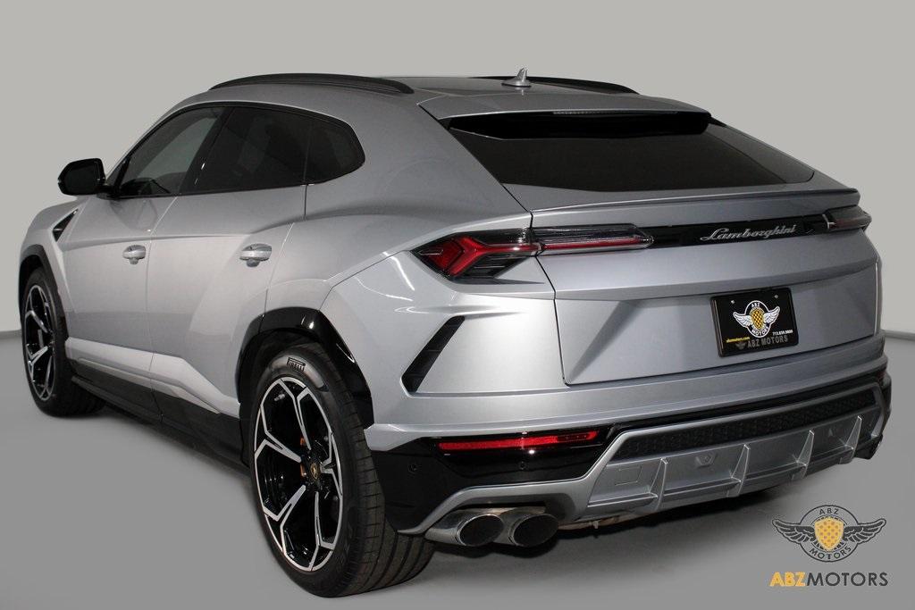 2020 Lamborghini Urus