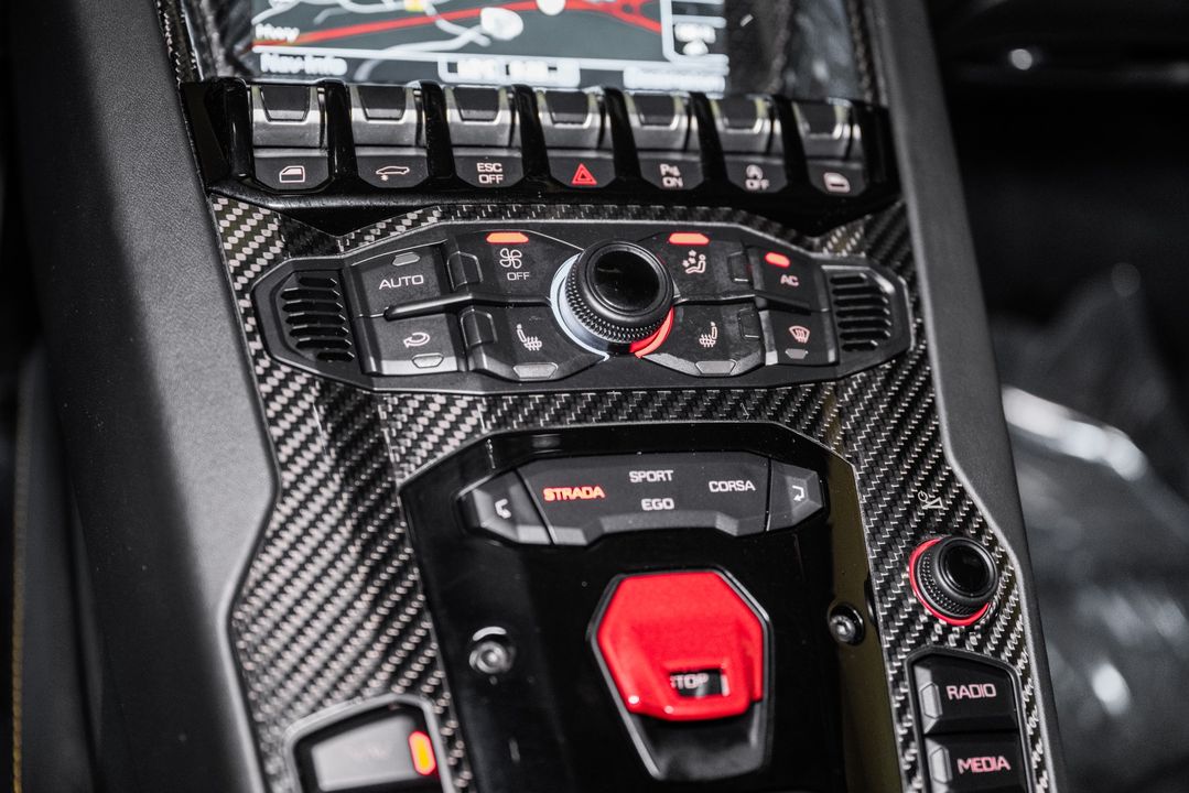 2018 Lamborghini Aventador S