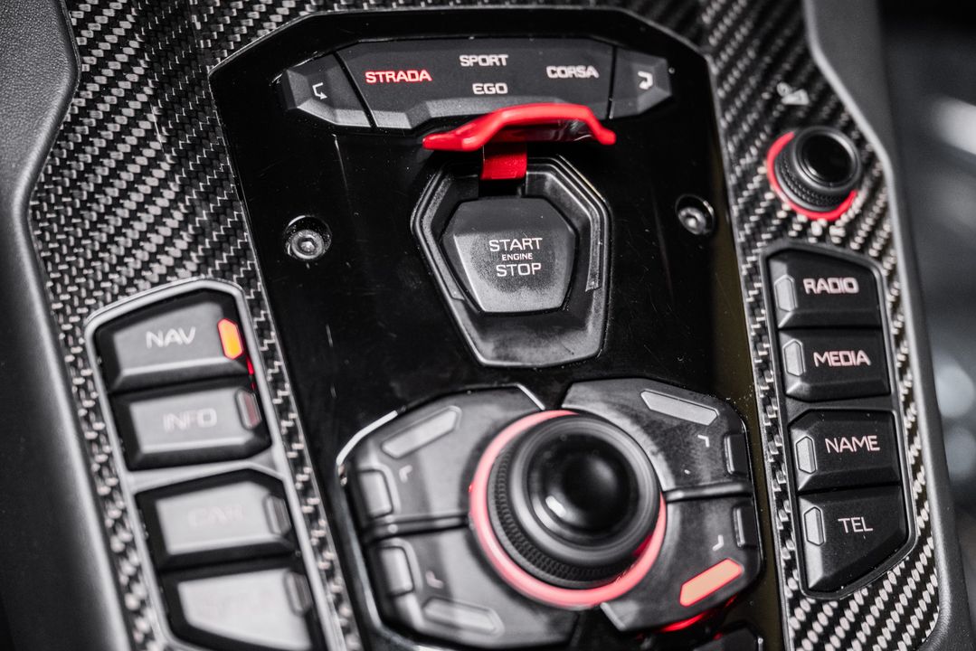 2018 Lamborghini Aventador S