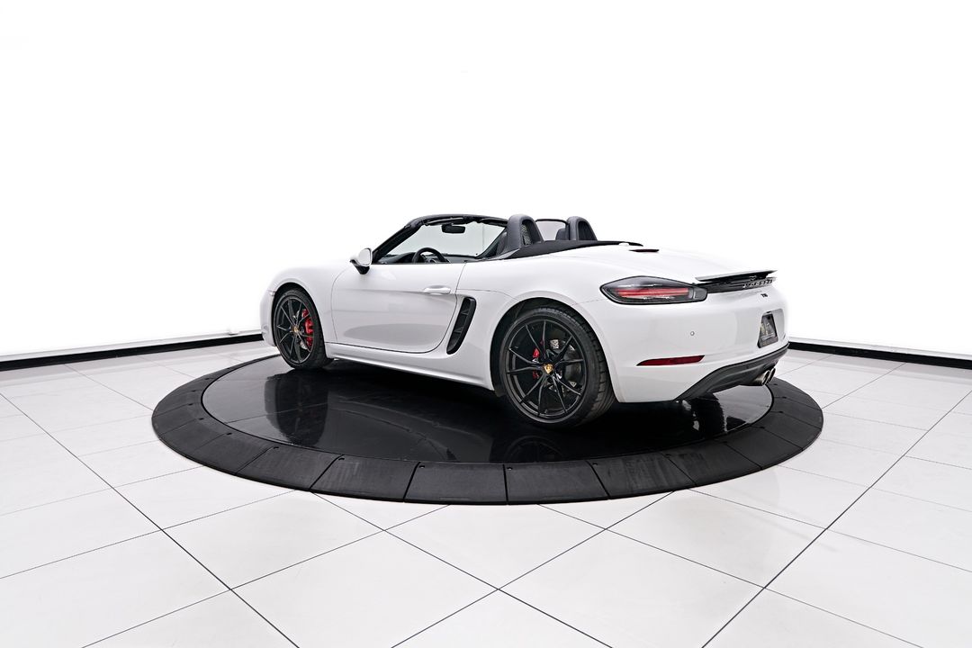 2022 Porsche 718 Boxster