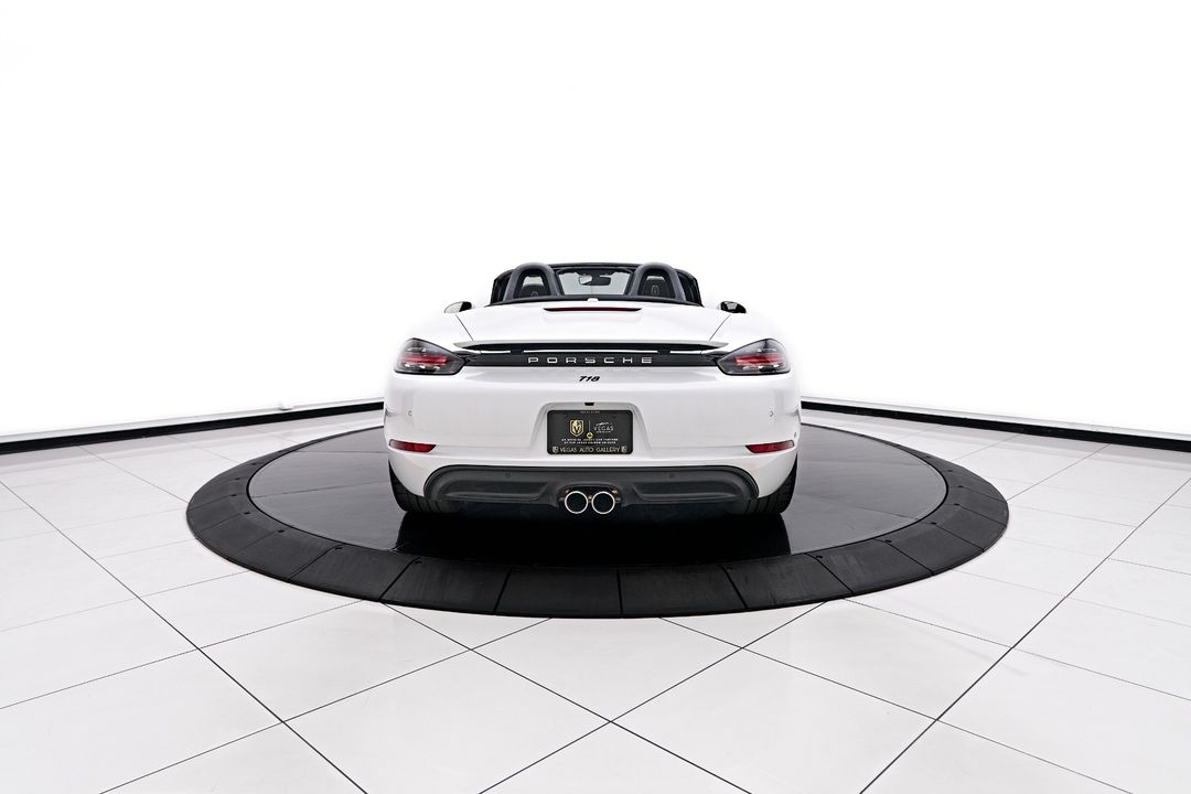 2022 Porsche 718 Boxster