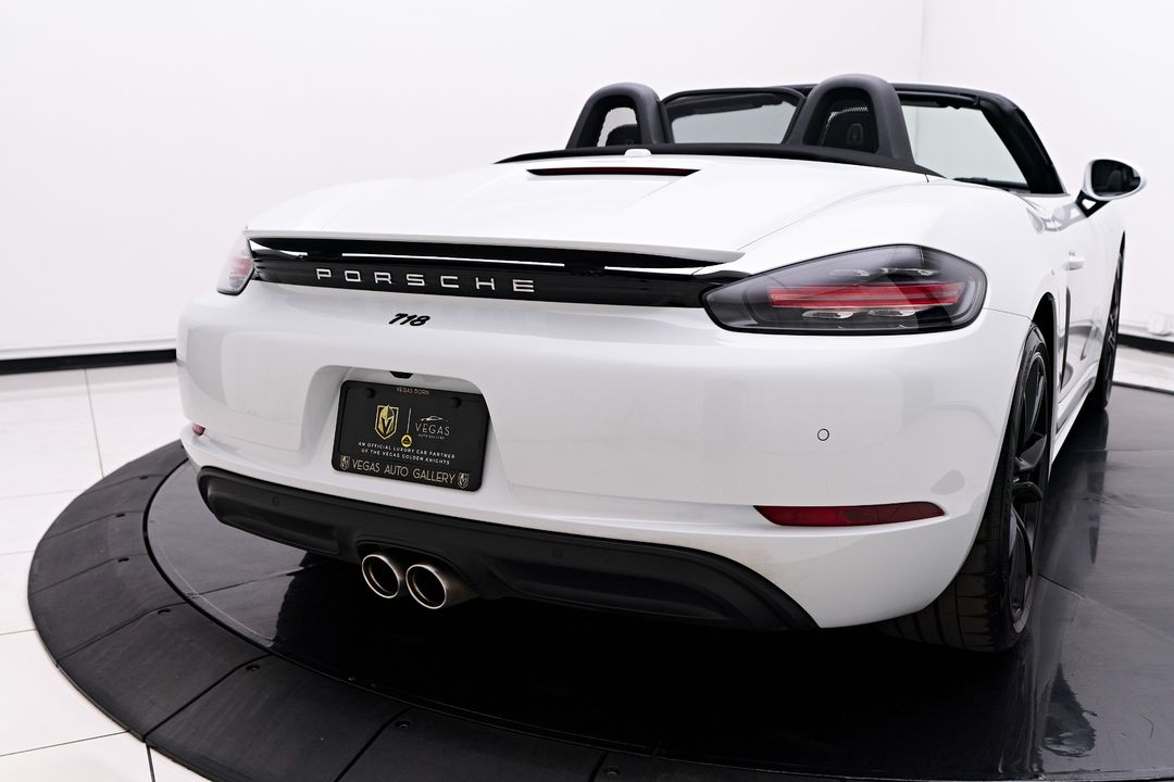 2022 Porsche 718 Boxster