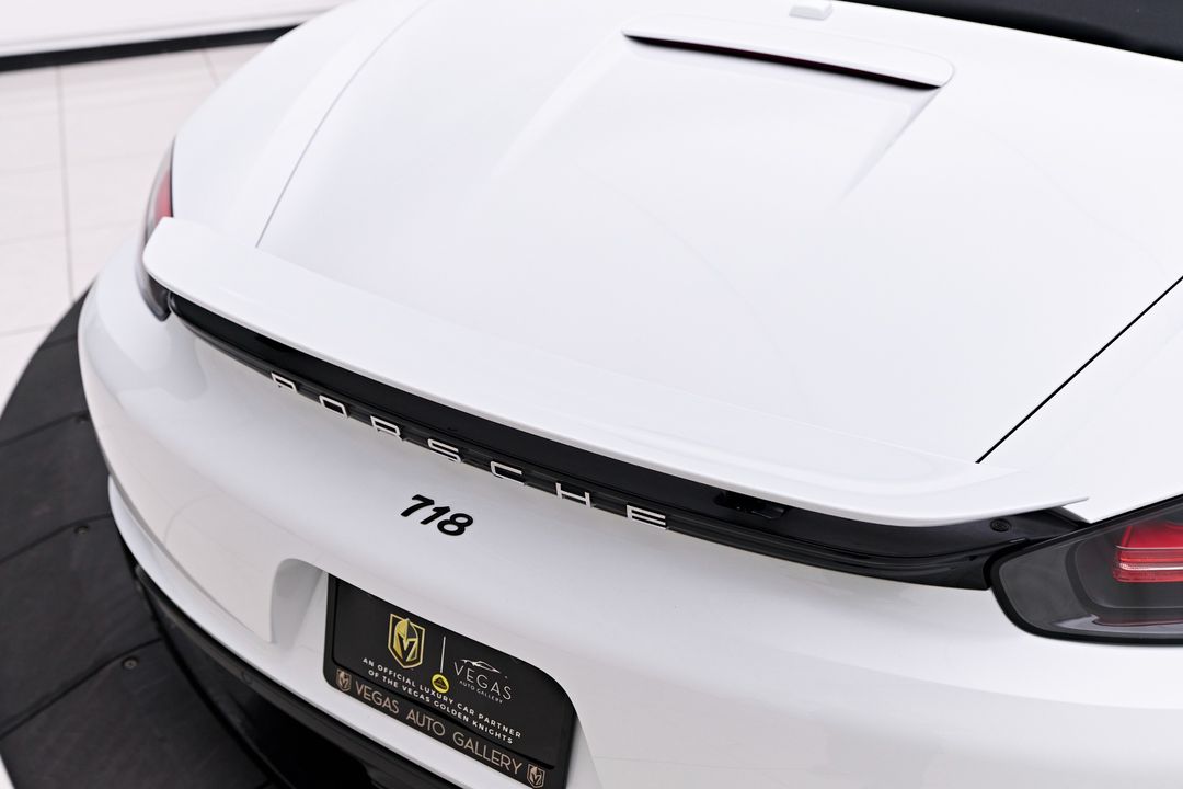 2022 Porsche 718 Boxster