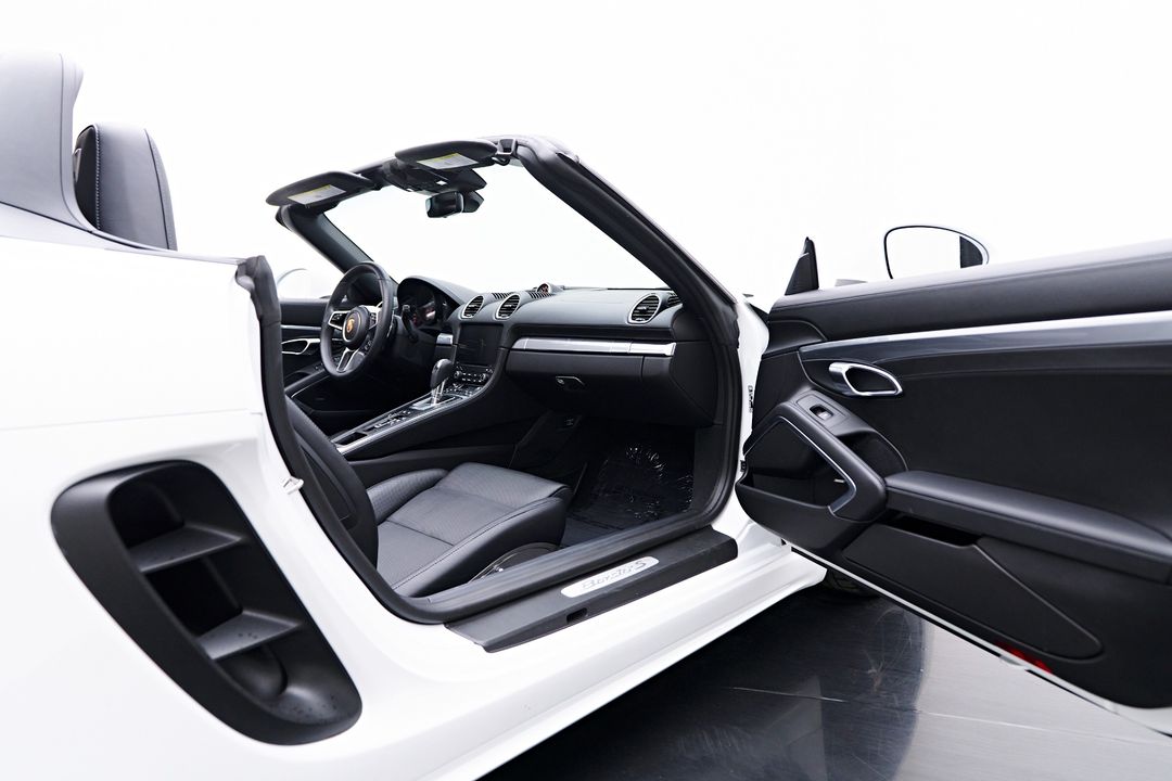 2022 Porsche 718 Boxster