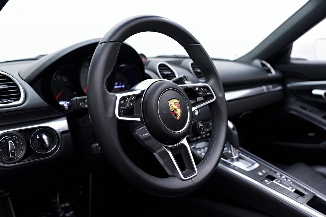 2022 Porsche 718 Boxster