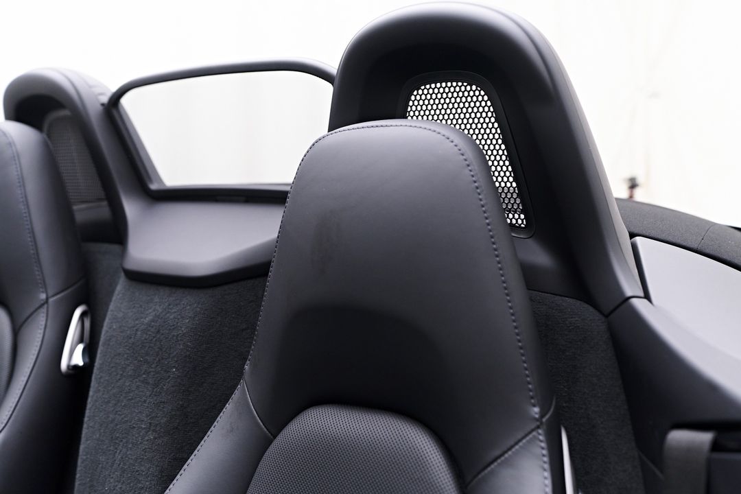 2022 Porsche 718 Boxster