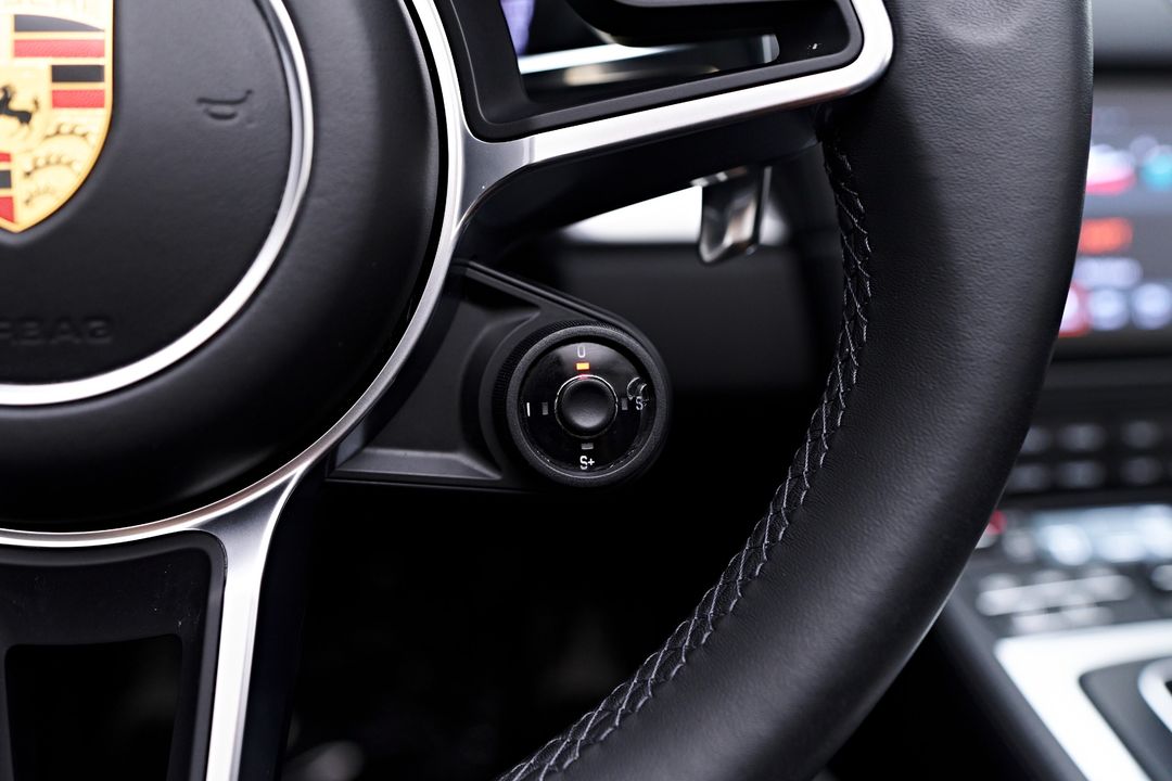 2022 Porsche 718 Boxster