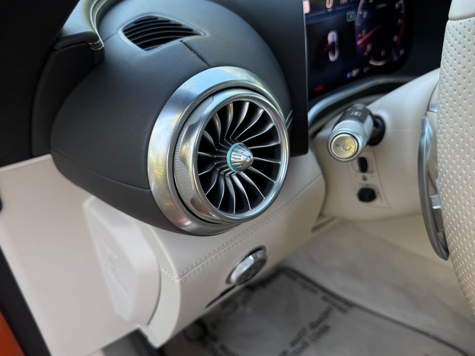 2022 Mercedes-Benz SL 63