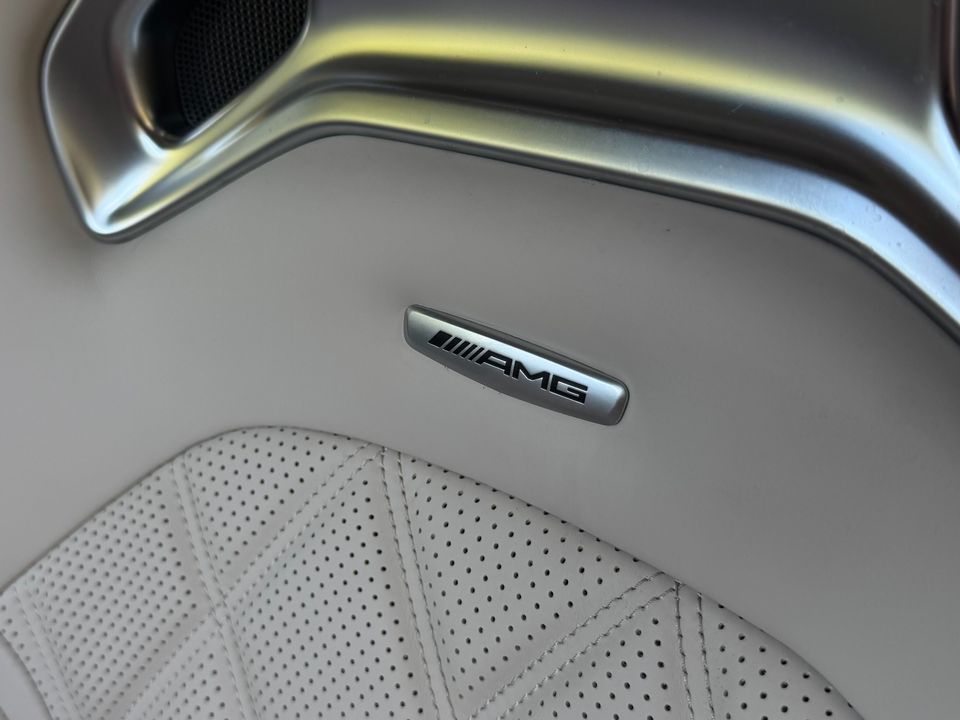 2022 Mercedes-Benz SL 63