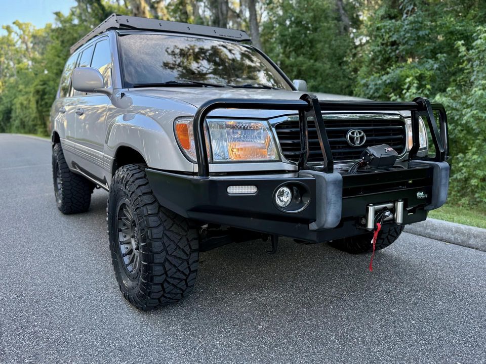 2000 Toyota Land Cruiser 100 OUTSTANDING BUILD BEAUTIFUL