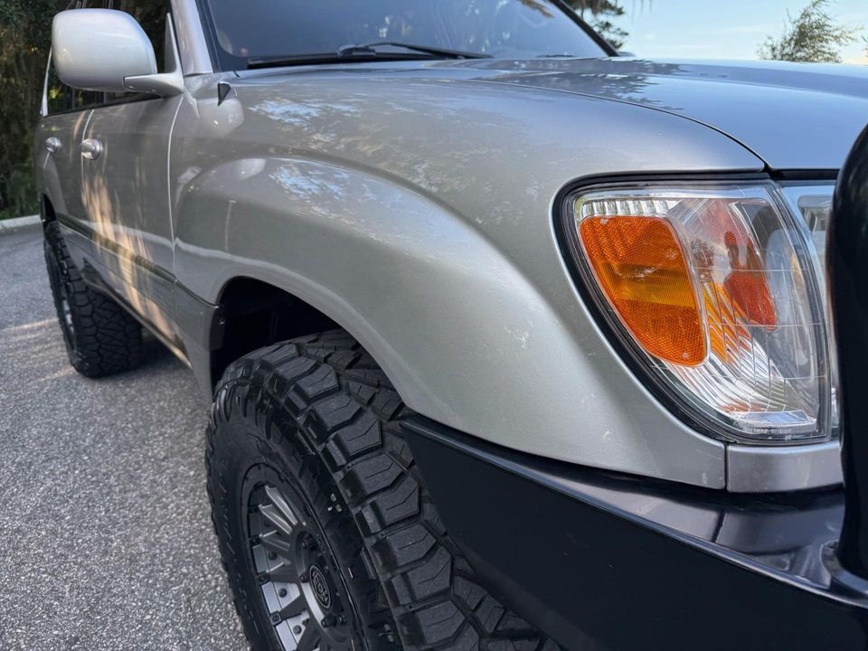 2000 Toyota Land Cruiser 100 OUTSTANDING BUILD BEAUTIFUL
