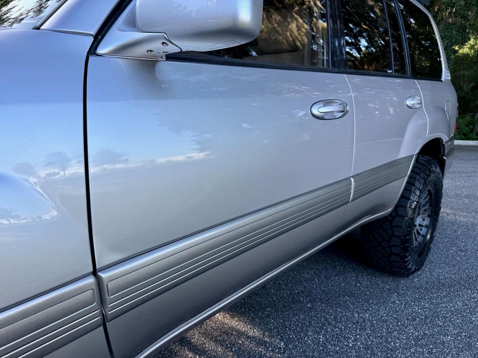 2000 Toyota Land Cruiser 100 OUTSTANDING BUILD BEAUTIFUL