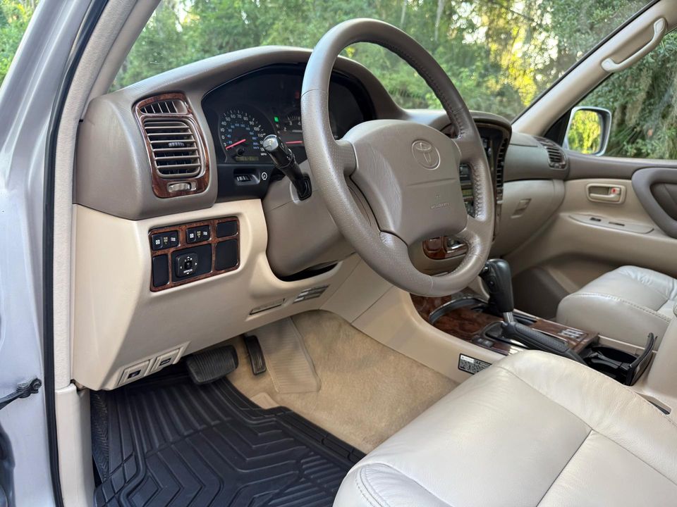 2000 Toyota Land Cruiser 100 OUTSTANDING BUILD BEAUTIFUL