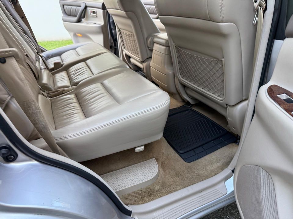 2000 Toyota Land Cruiser 100 OUTSTANDING BUILD BEAUTIFUL