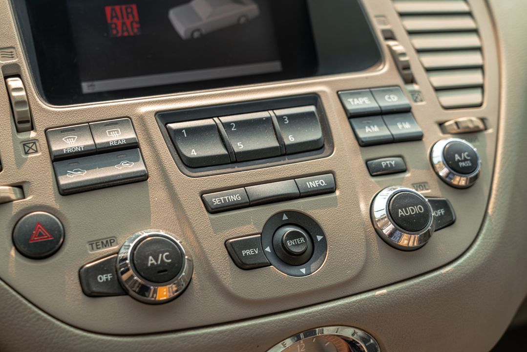 2002 INFINITI Q45