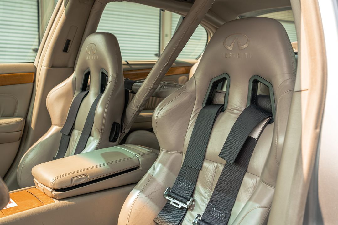 2002 INFINITI Q45