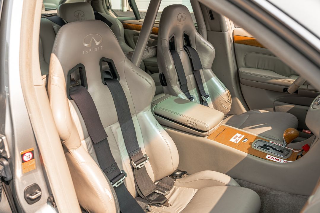 2002 INFINITI Q45