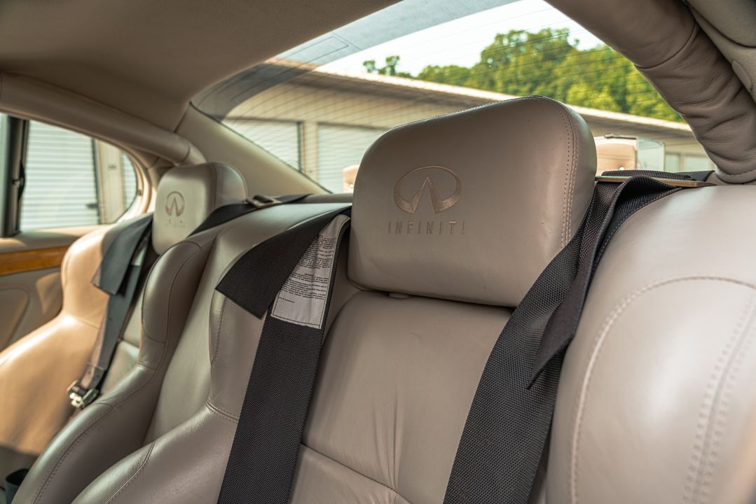 2002 INFINITI Q45
