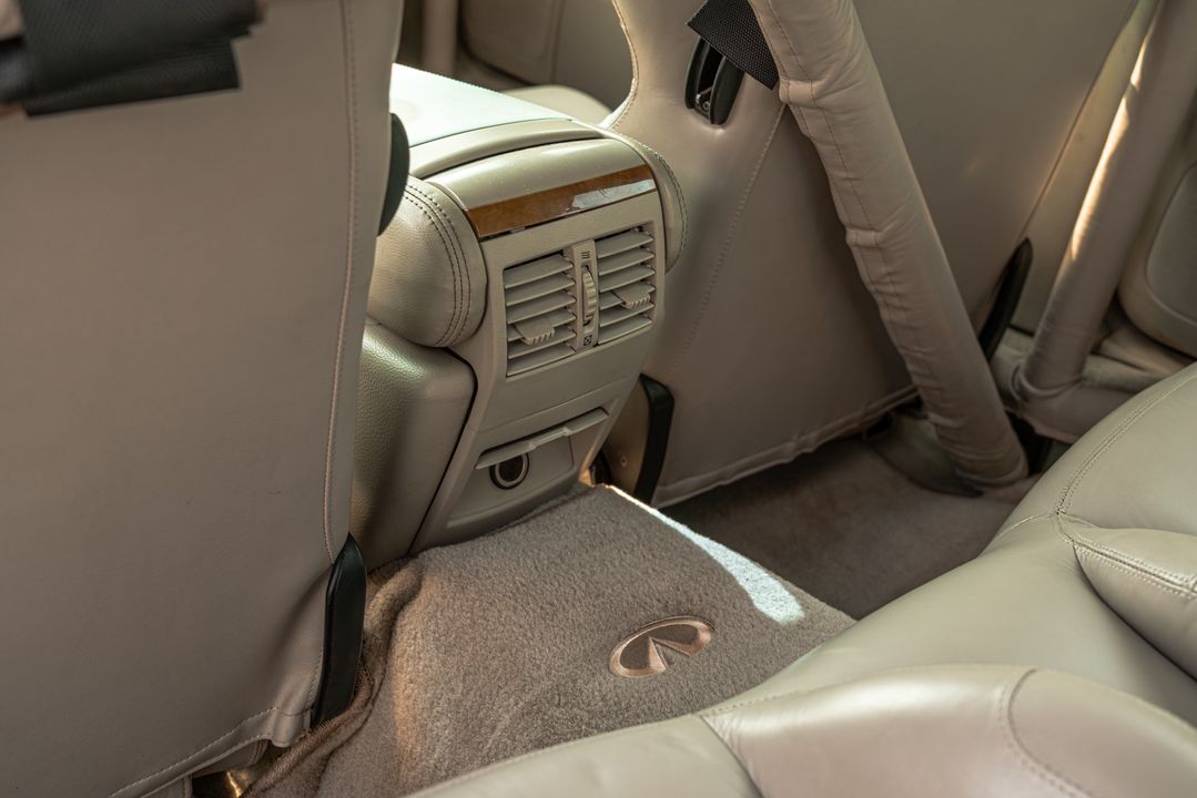 2002 INFINITI Q45