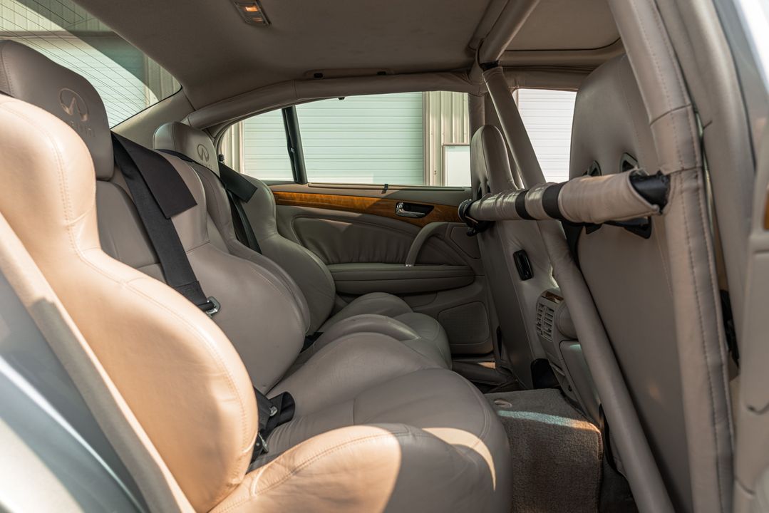2002 INFINITI Q45