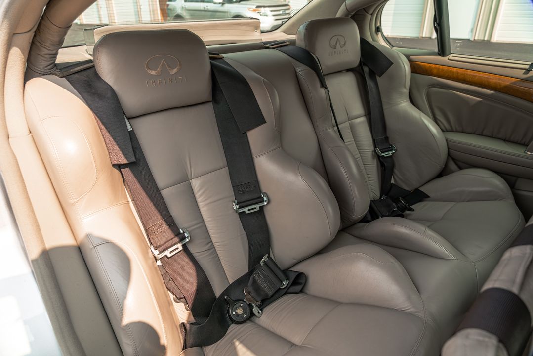 2002 INFINITI Q45