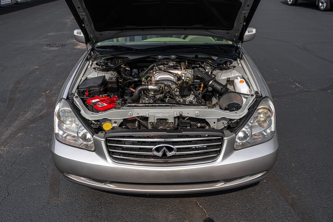 2002 INFINITI Q45