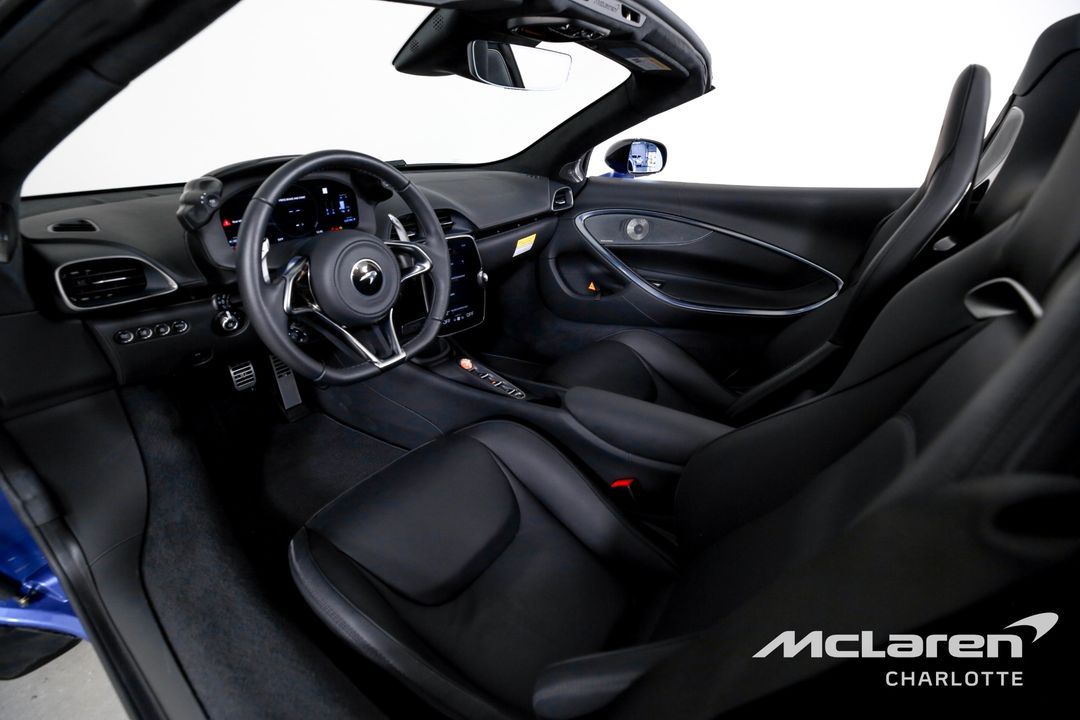 2025 McLaren Artura Spider