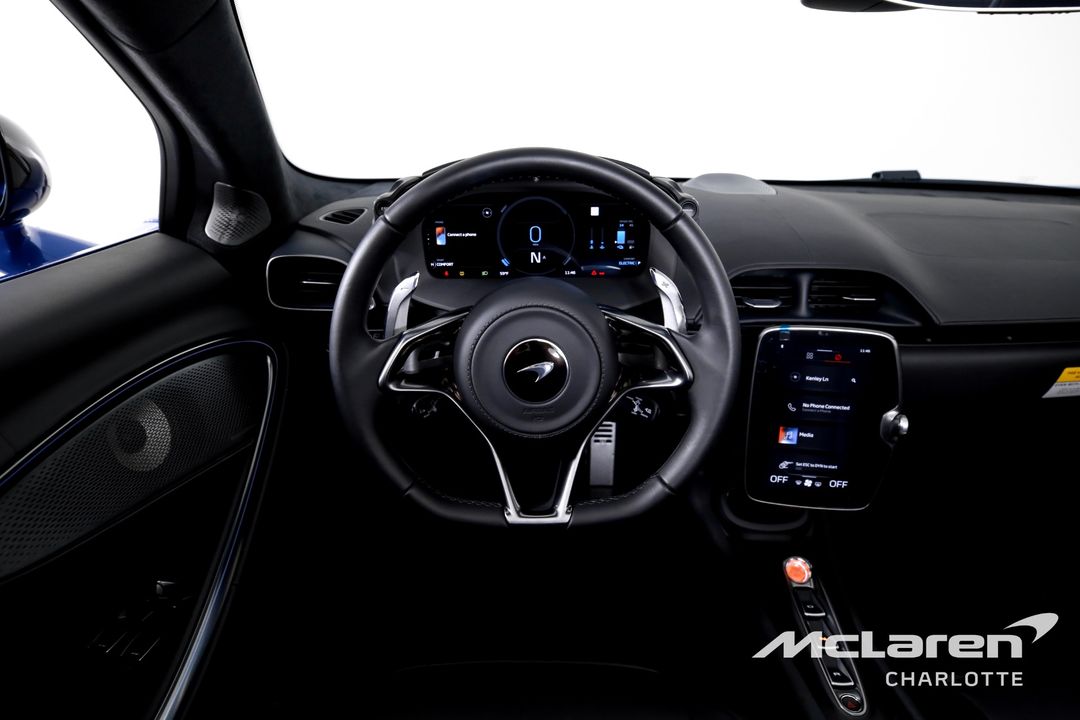 2025 McLaren Artura Spider