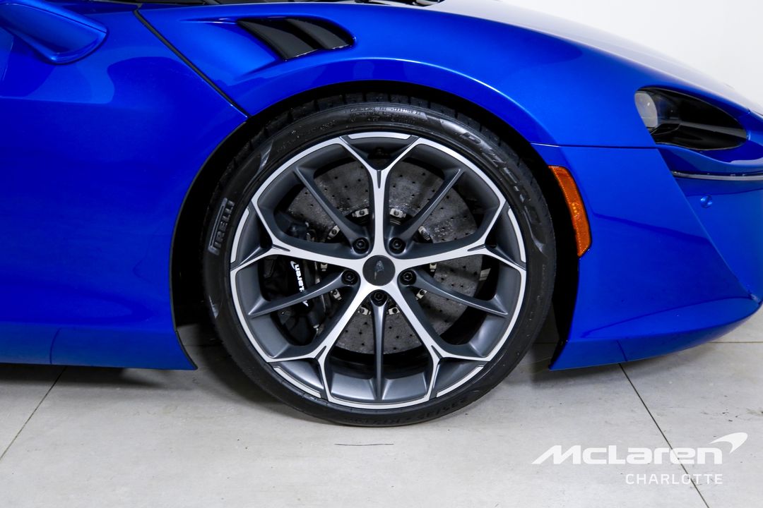2025 McLaren Artura Spider