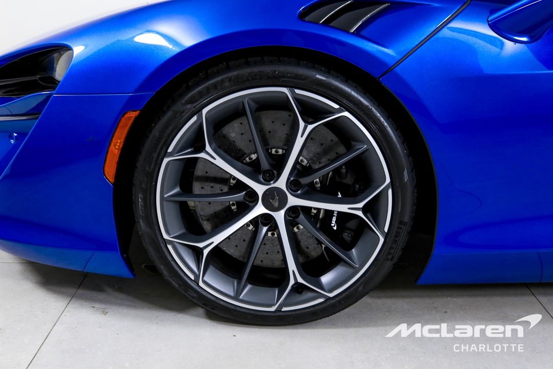 2025 McLaren Artura Spider